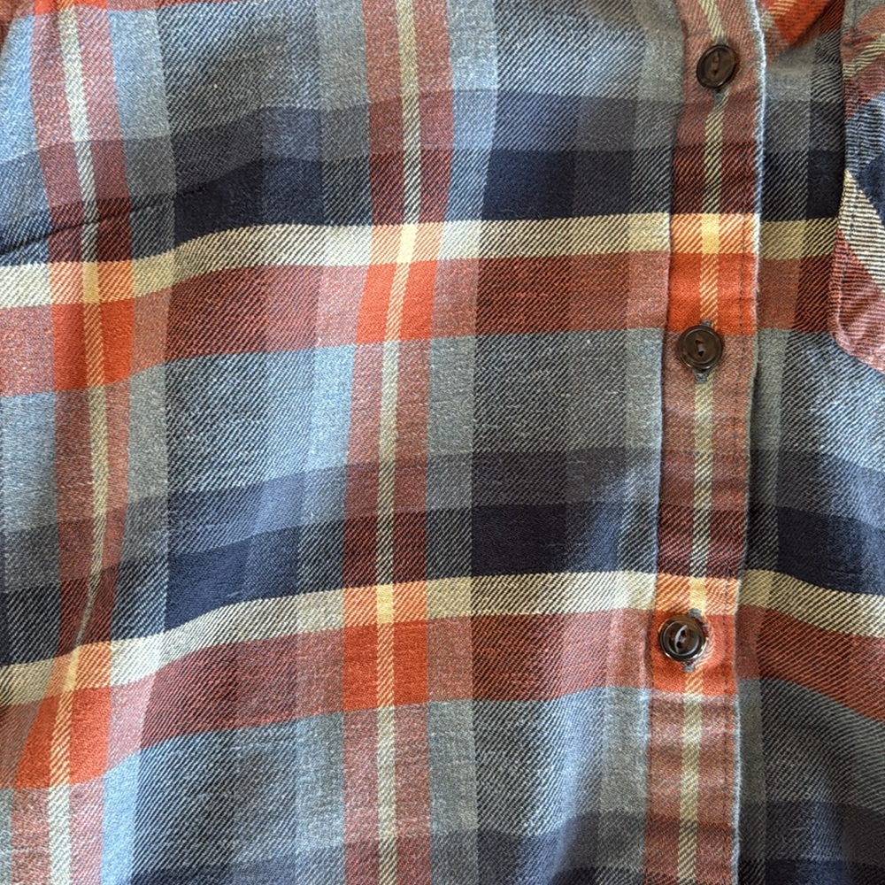 Patagonia Plaid Button-Up Shirt, size 0. - Picture 3 of 3